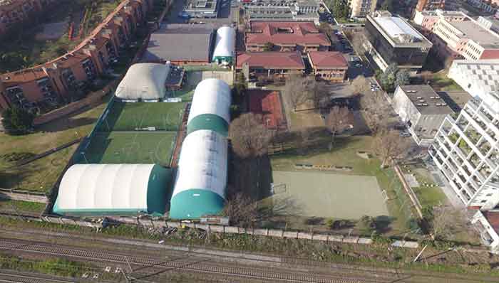 Lombardia Uno | Affitto Campi da Calcio, Calcetto, Beach Volley, Beach Tennis, Foot Volley e Paddle Padel a Milano | immagine Palauno aerea