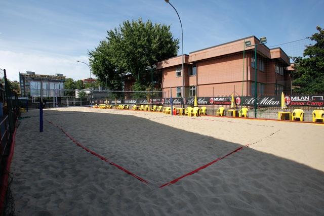 Lombardia Uno | Affitto Campi da Beach Volley, Beach Tennis, Foot Volley a Milano | immagine beach tennis e foot volley