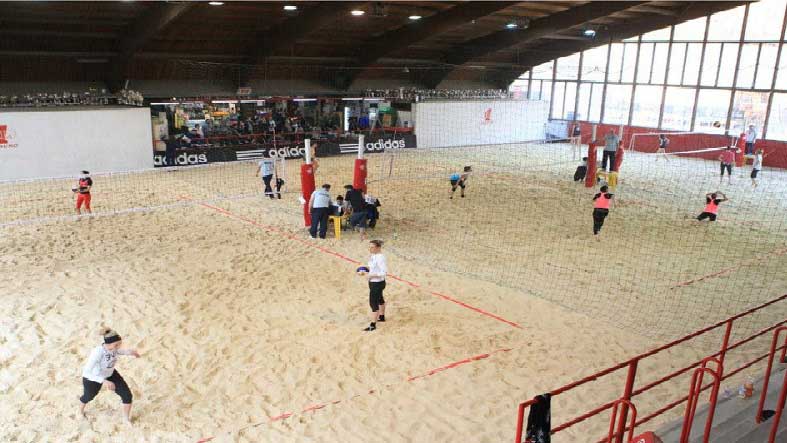 Lombardia Uno | Affitto Campi da Beach Volley, Beach Tennis, Foot Volley a Milano | immagine beach volley campi pratica 2021