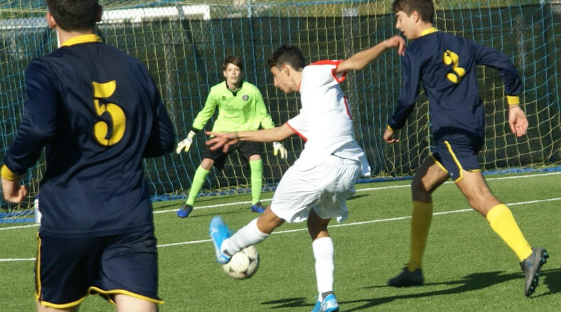 Lombardia Uno | Affitto Campi da Beach Volley, Beach Tennis, Foot Volley a Milano | immagine preiscrizioni scuola calcio lombardia uno 2021 2022