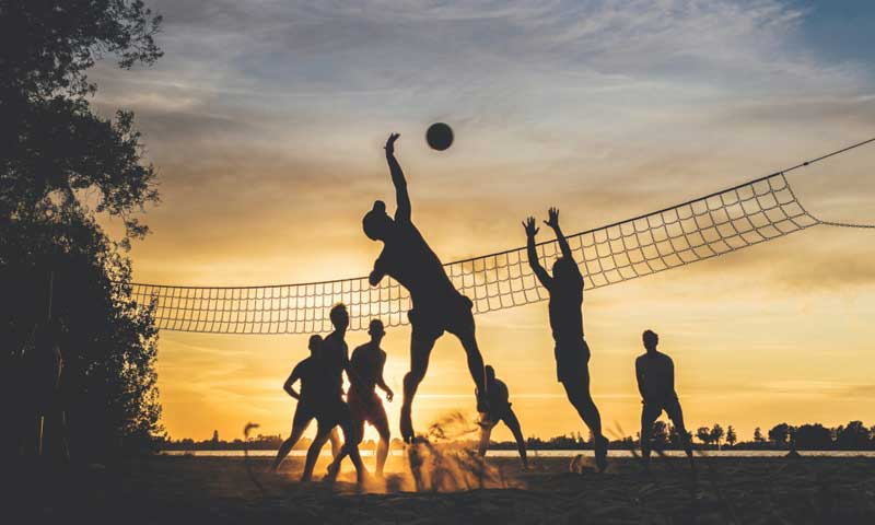 Beach Volley Milano | Affitto campi, Corsi, Lezioni, Tornei, Campi Pratica, Amatoriale, Professionale Milano | immagine personal trainer beach volley Milano